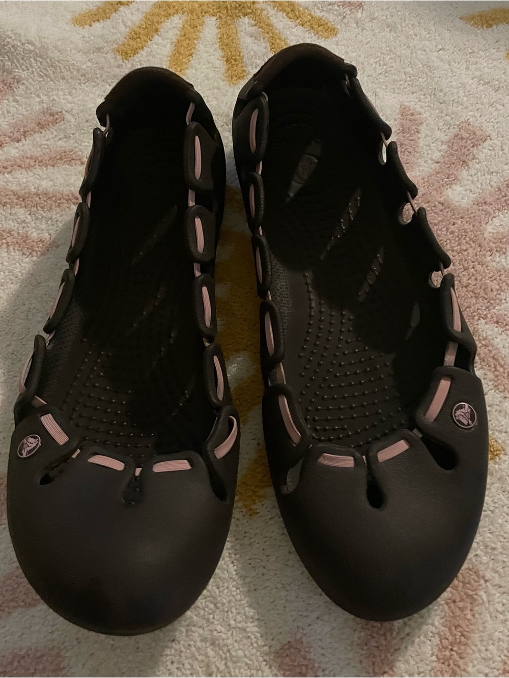 Crocs Women’s Black Fisherman-Style Closed-Toe Sandals, Size 8